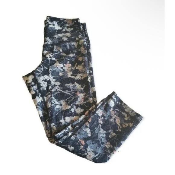 Lululemon Wunder Under Crop Hi-Rise 21" Spring Bloom Multi Leggings Size… - Picture 3 of 10